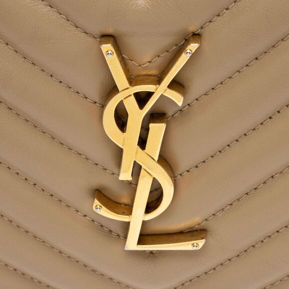 Saint Laurent Matelasse Calfskin Monogram Lou Camera Bag - Picture 10 of 15